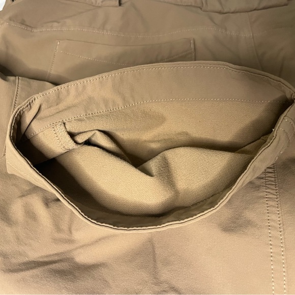 Duluth Trading Company Flexpedition Cargo Pants 48X30 - Picture 9 of 10